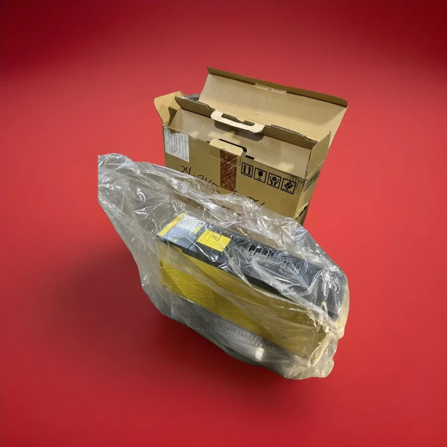 Сервоусилитель Fanuc Servo Drive A06B-6085-H104 — фото лота 1
