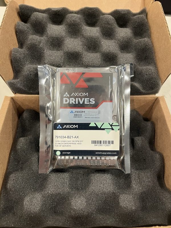 Жёсткий диск 791034-B21,791055-001 HP 1.8TB 10K 12G SC 2.5INCH SAS HDD — фото лота 1