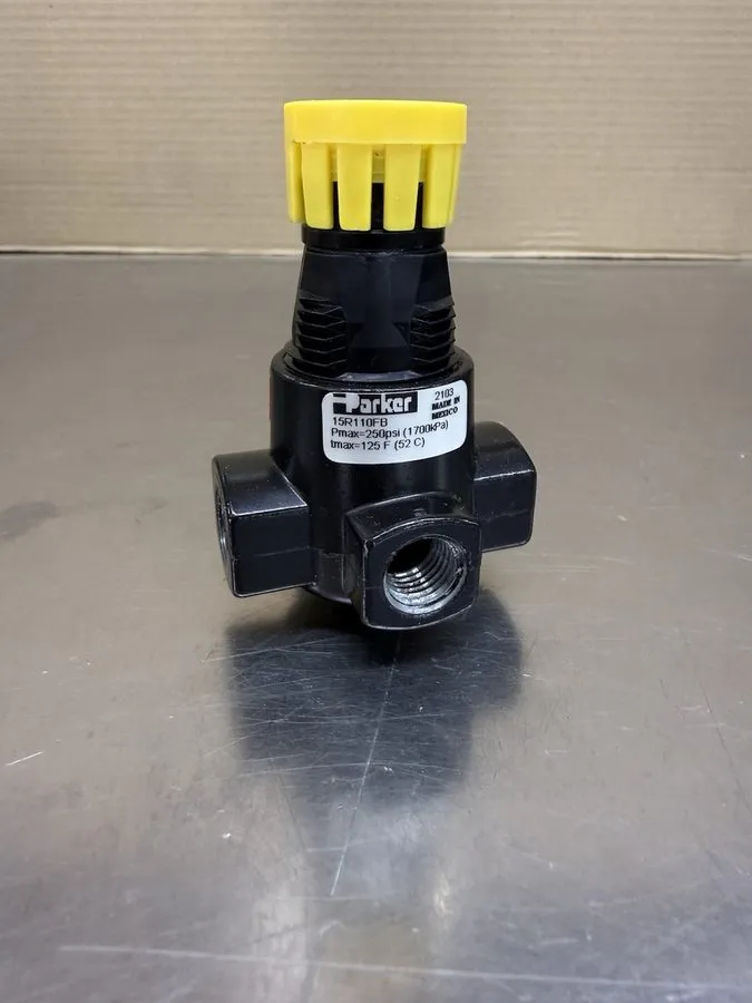 Регулятор давления PARKER PNEUMATIC REGULATOR M/N: 15R110FB 1/4 IN. NPT PORTS 25