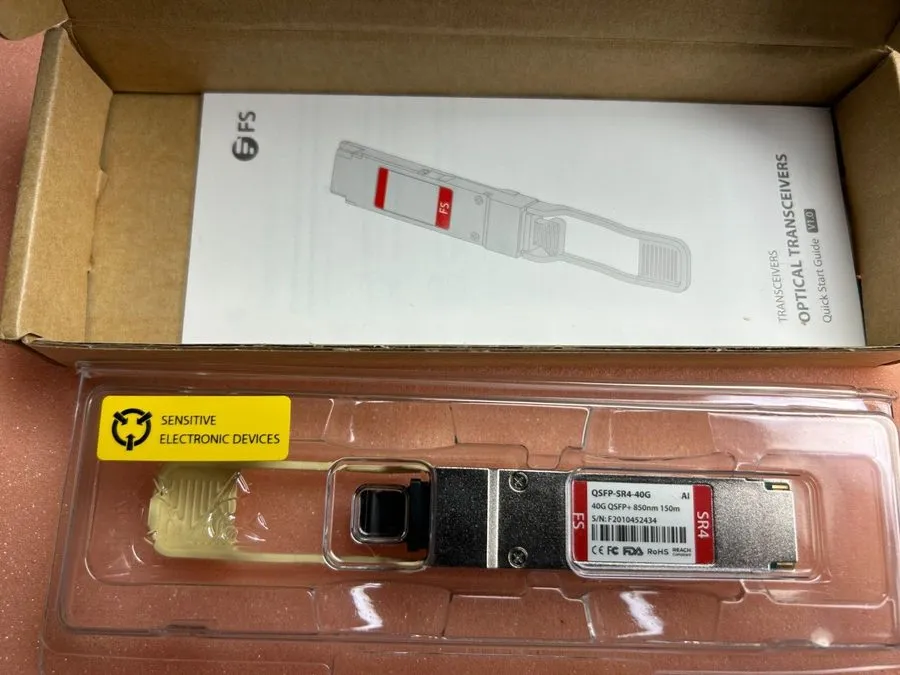 Трансивер Fiberstore QSFP-SR4-40G 850nm 150m Compatible Brand AI
