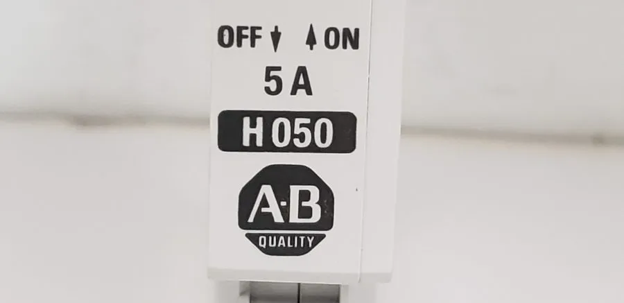 Автоматический выключатель ALLEN BRADLEY 1492-CB1H050 CIRCUIT BREAKER, 5 AMP, 1 