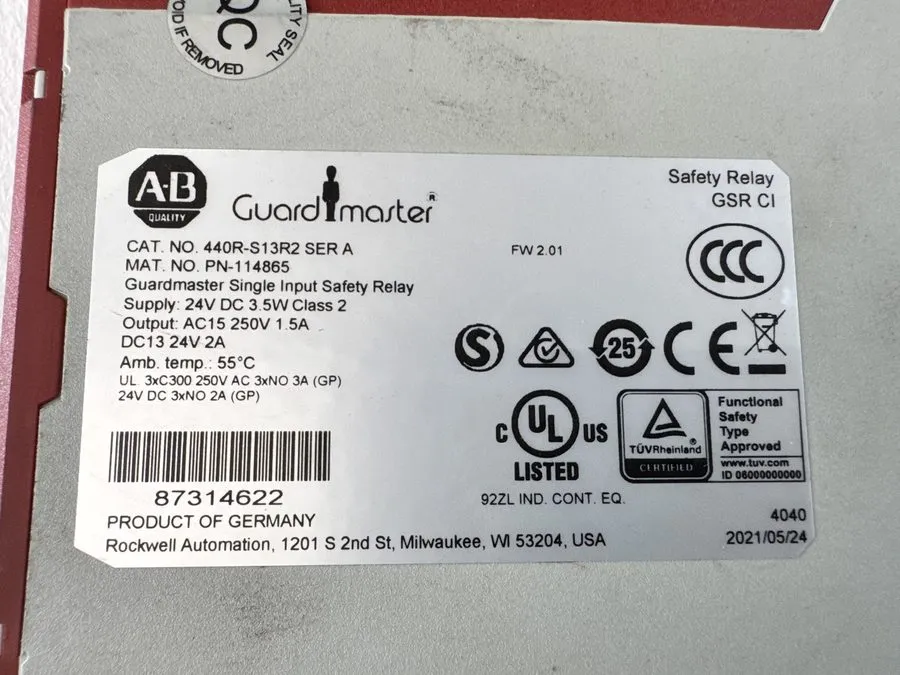 Реле безопасности Allen Bradley 440R-S13R2 Guardmaster Single Input Safety Relay