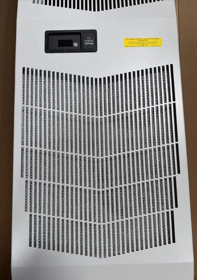 Кондиционер PENTAIR G521246G050 ELECTRICAL ENCLOSURE AIR CONDITIONER 3.6 A 400/4 — фото лота 1