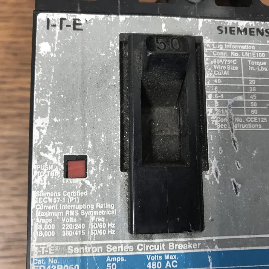 Автоматический выключатель Siemens ED43B050 Sentron Series Circuit Breaker 50A 3 — фото лота 2
