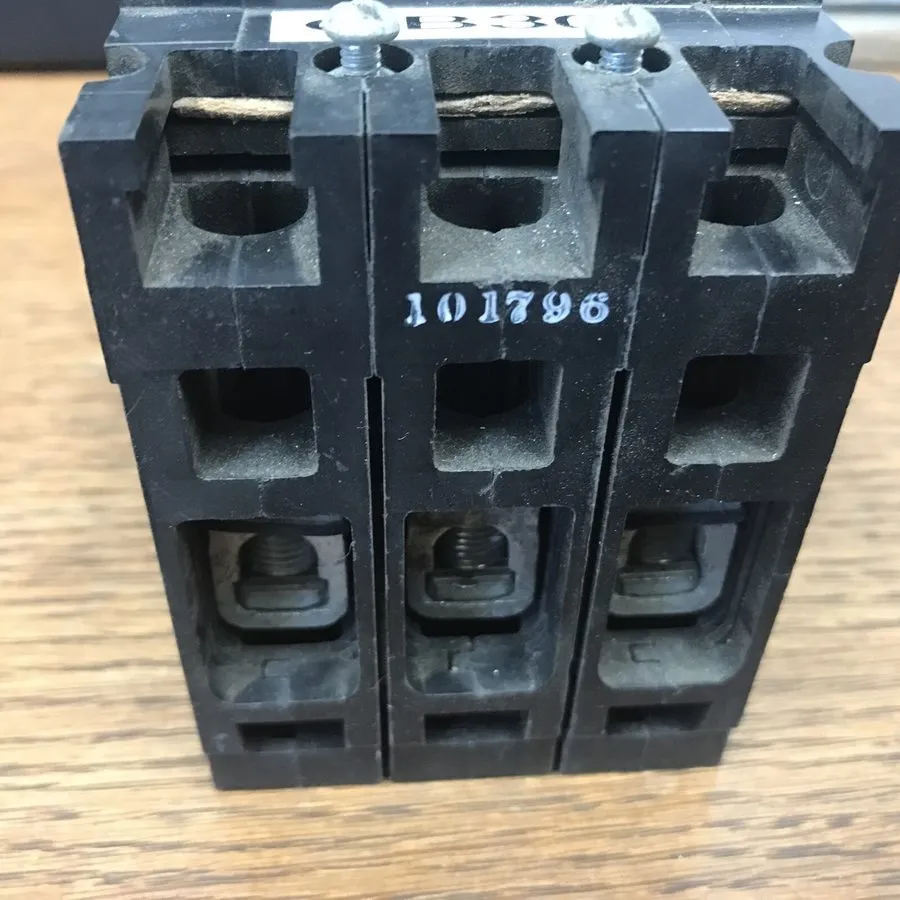 Автоматический выключатель Siemens ED43B050 Sentron Series Circuit Breaker 50A 3 — фото лота 4