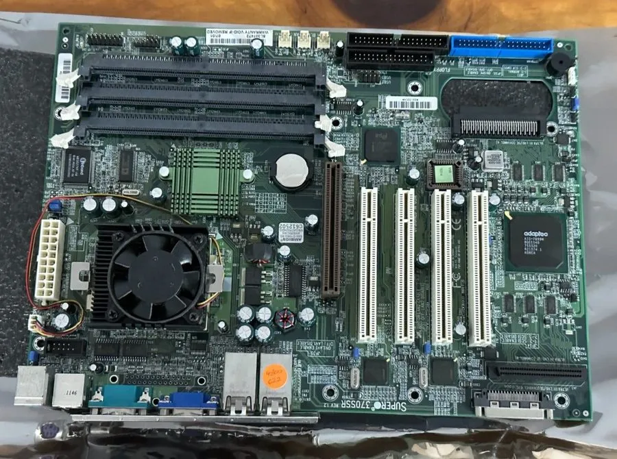 Материнская плата SuperMicro 370SSR Motherboard, REV 1.2 12/01 — фото лота 1