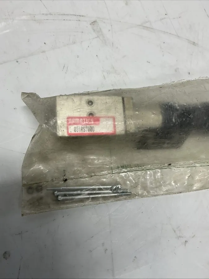 Трубопроводная арматура Numatics 031RS7000O Pressure Regulator. X-988 — фото лота 1