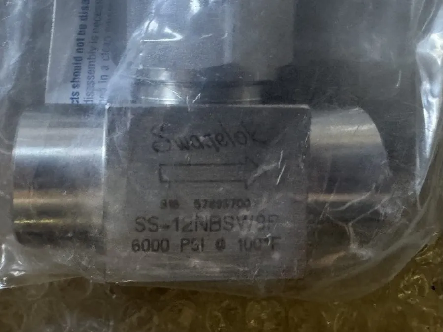 Клапан SWAGELOK GLOBE VALVE P/N SS-12NBSW8P Size: 1/2"