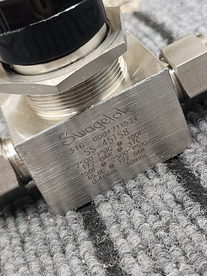 Клапан Swagelok SS-45TS8 Stainless Steel 1-Piece 40 Series Ball Valve FNSP