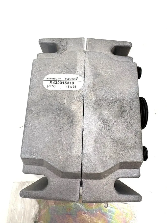 Пневмооборудование Aventics R432015319 End Plate 1/2" NPT — фото лота 1