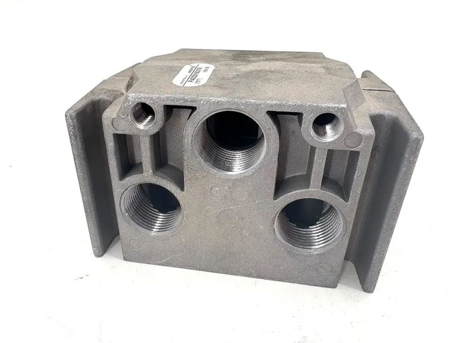 Пневмооборудование Aventics R432015319 End Plate 1/2" NPT — фото лота 2