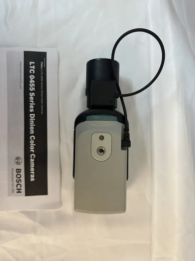 Камера BOSCH Digital Color Camera LTC0455/21 with Computar 2.8-12 mm Lens — фото лота 4