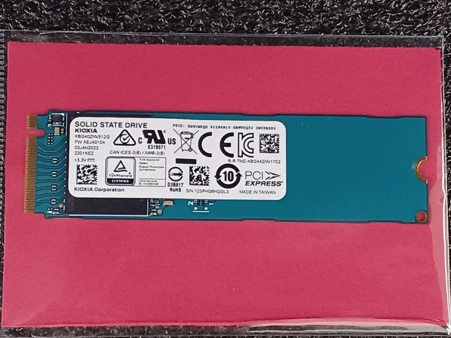 SSD-накопитель KIOXIA 512GB M.2 2280 BG4 NVMe PCIe Gen3x4 SSD KBG40ZNV512G