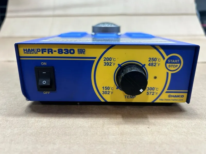 Паяльное оборудование HAKKO FR830-02 HAKKO 3"H Compact PCB Preheater 32TV09
