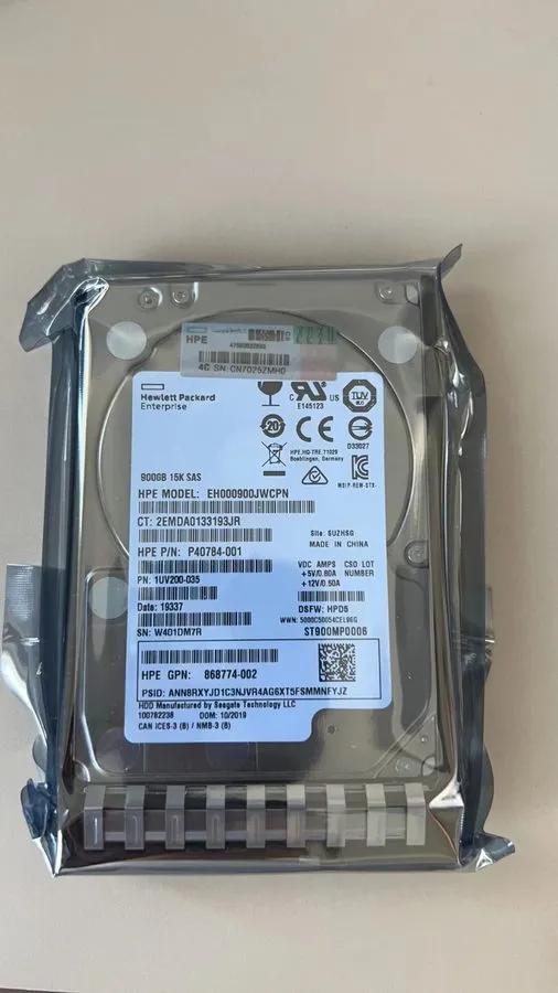 Жёсткий диск HPE 900GB P40432-B21 P40784-001 SAS 12G Mission Critical 15K SFF BC