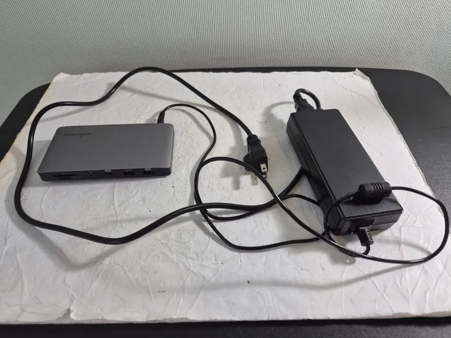 Док-станция Kensington SD2500T Thunderbolt 3 and USB-C Docking Station Dual 4K 6