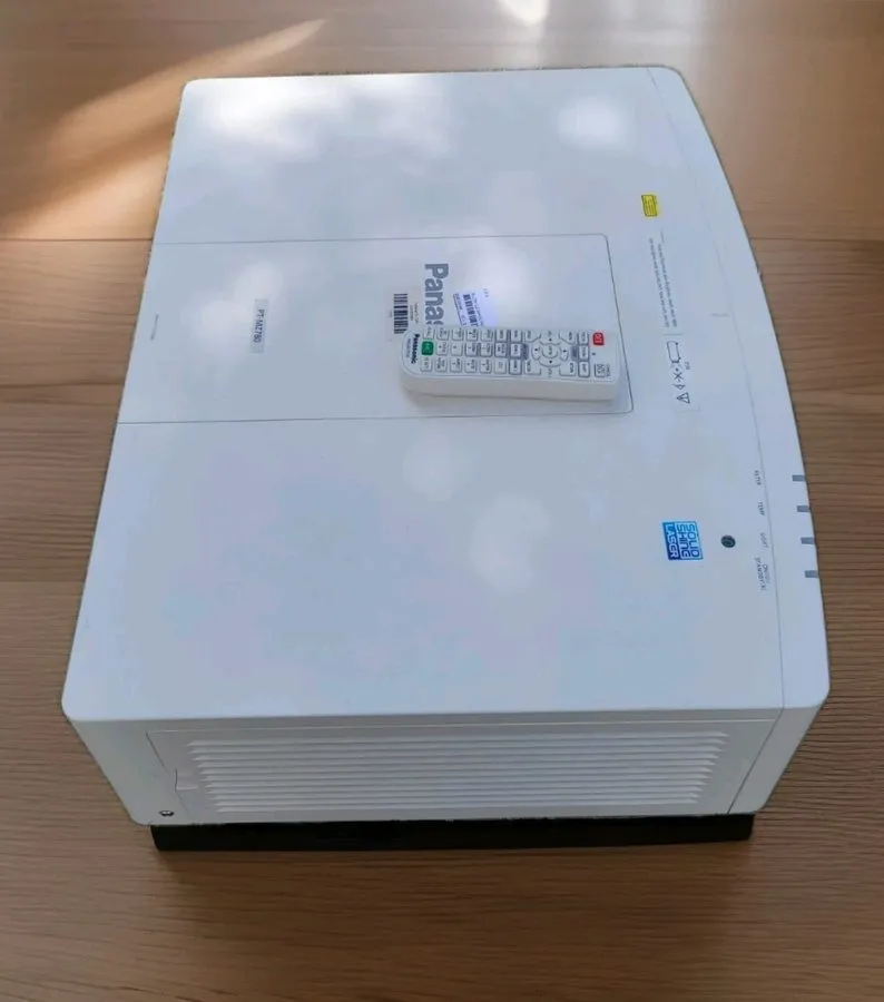Проектор Panasonic PT-MZ780 7000-Lumen WUXGA Laser 3LCD Business Projector (Whit — фото лота 2