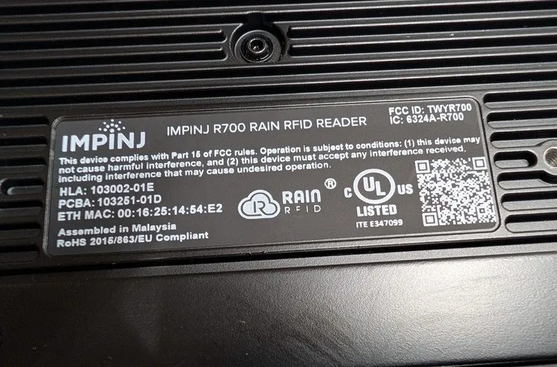 Считыватель RFID Impinj R700 RAIN RFID er, 4-Port, FGX, P/N: IPJ-R700-341 — фото лота 2