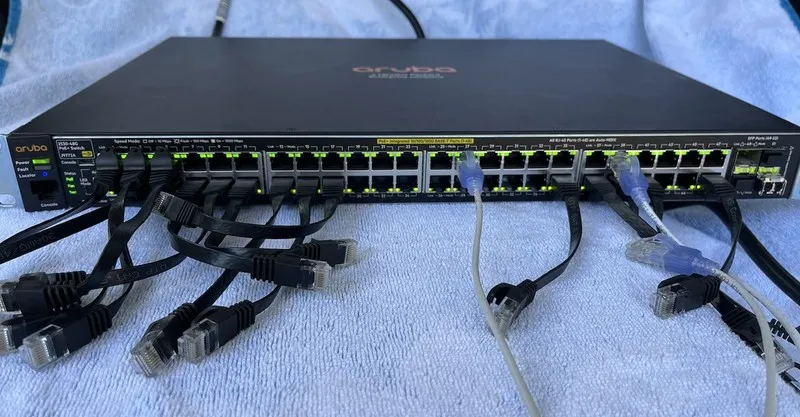 Коммутатор HP Aruba J9772A 2530-48G-PoE+ 48 Port Gigabit PoE+ Switch