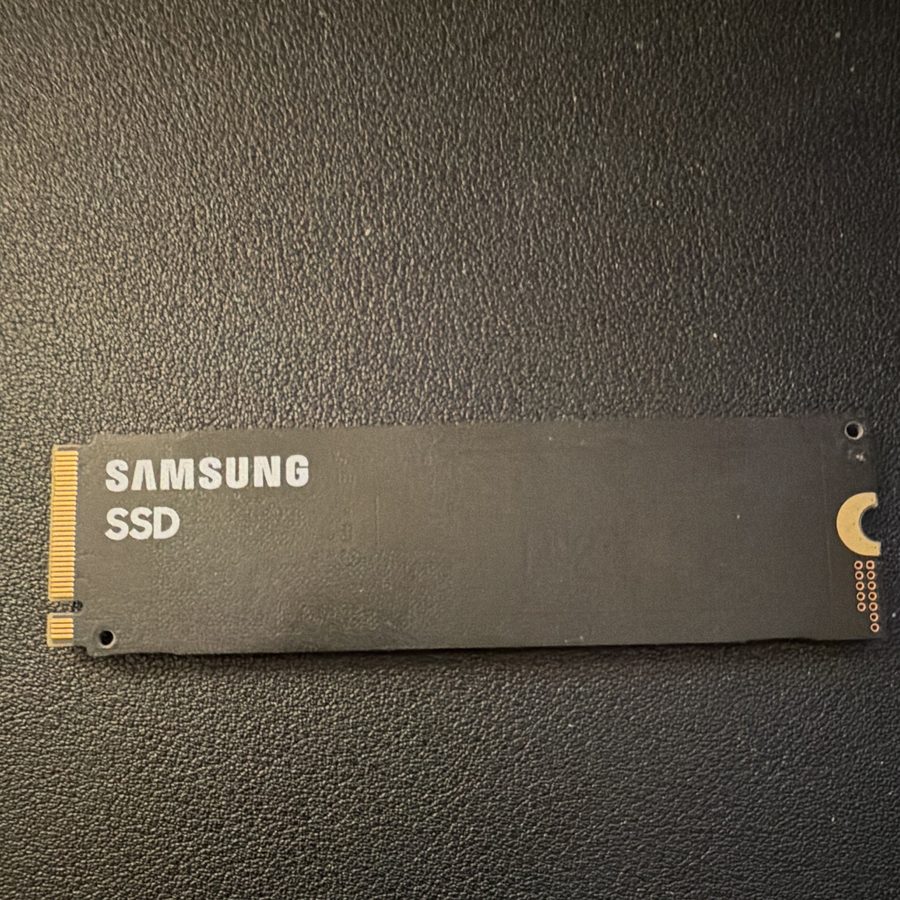 SSD-накопитель Samsung PM9A1 256GB NVMe M.2 SSD MZVL2256HCHQ-00BH1 100% Health 4 — фото лота 1