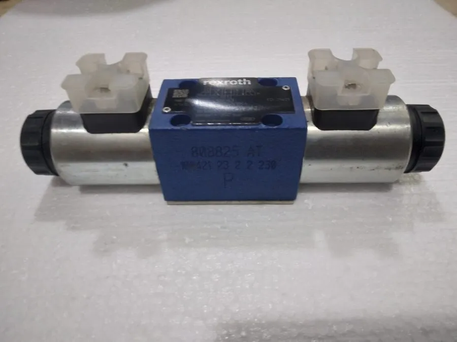Пневмораспределитель REXROTH R900561286 DIRECTIONAL CONTROL VALVE 4WE6H62/EG24N9
