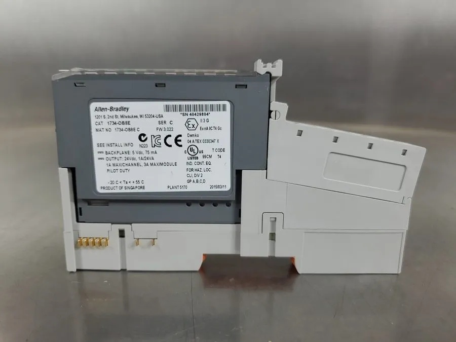 Модуль ввода-вывода Allen-Bradley 1734-OB8E/C Point I/O 8-Point Output Module 17