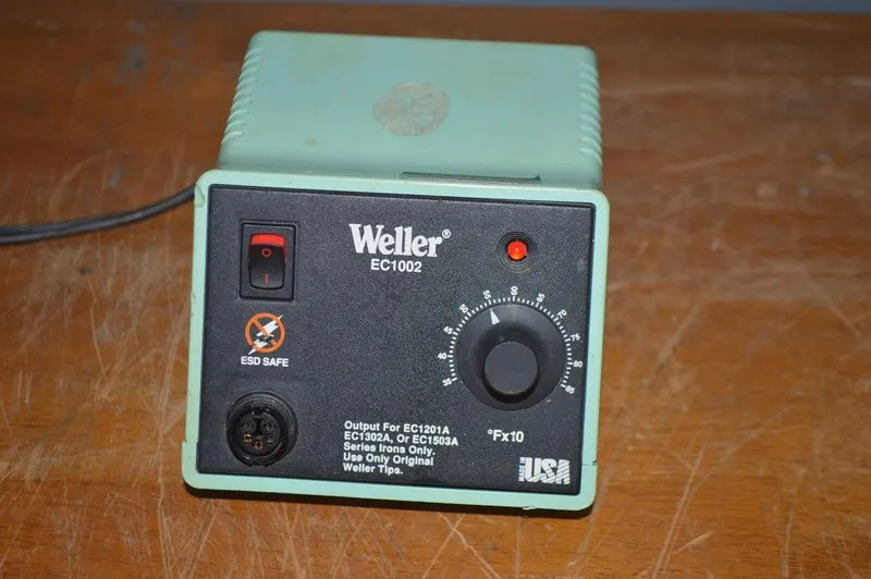 Паяльная станция Weller EC1002 Micro Digital Soldering Station Power Unit Only