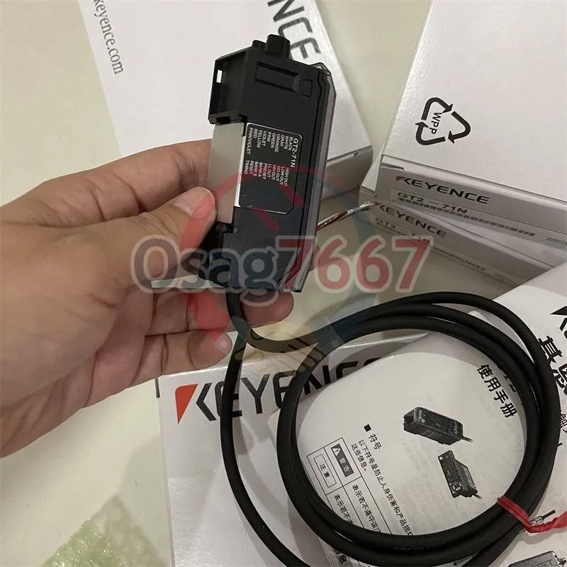 Датчик keyence Laser displacement sensor GT2-71N