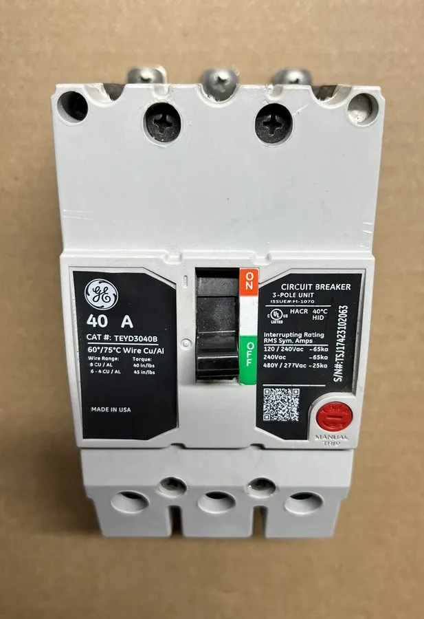 Автоматический выключатель TEYD3040B GE 40 Amp 480V 3 Pole Bolt On Circuit Break