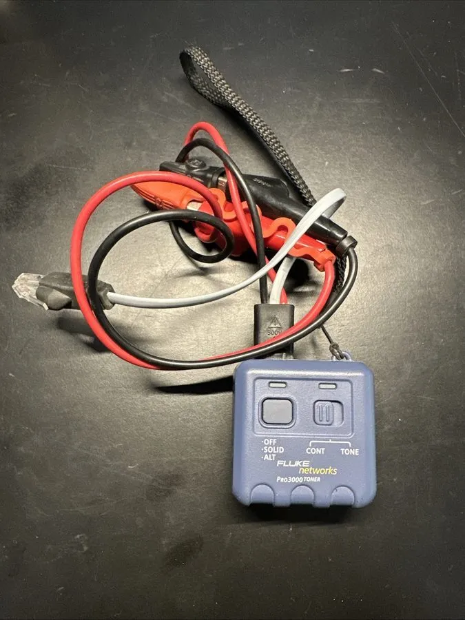 Тестер Analogowy lokalizator par PRO3000 Fluke Networks