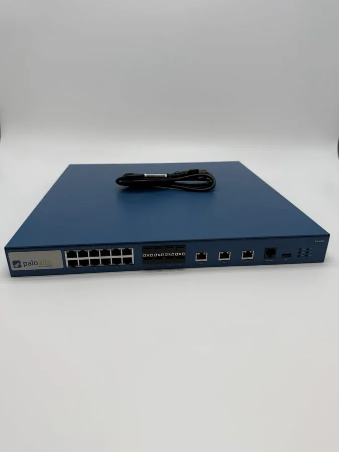 Межсетевой экран Palo Alto PA-3050 12-Port Gigabit Ethernet Security/Firewall Ap
