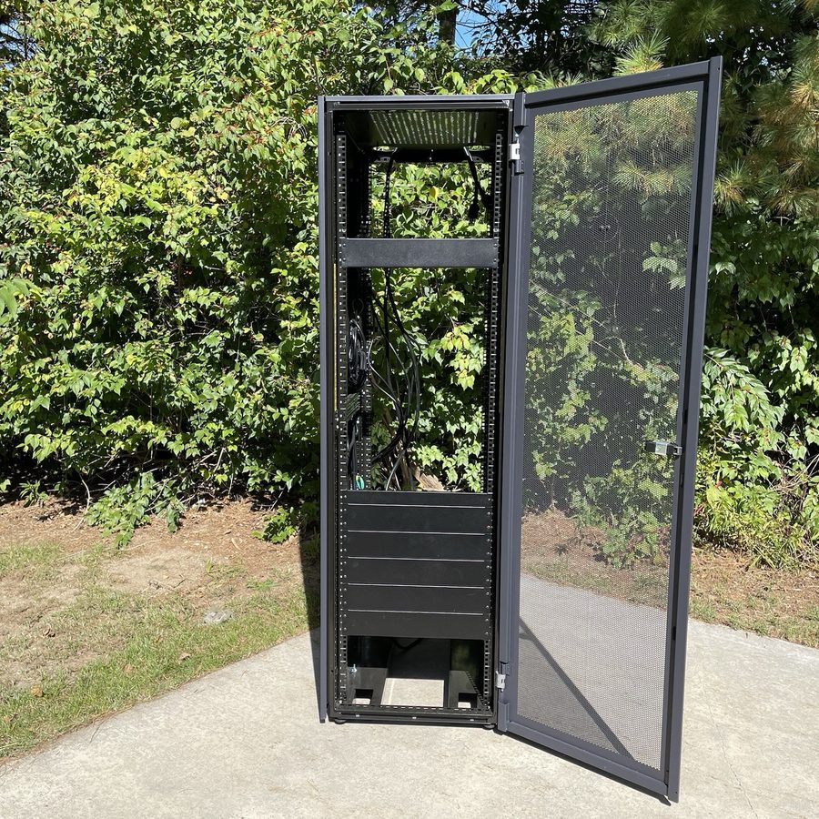 Стойка/шкаф Dell PowerEdge 4210 42U Server Rack Cabinet 0GJ575 w/Sides & PDUs- N — фото лота 2