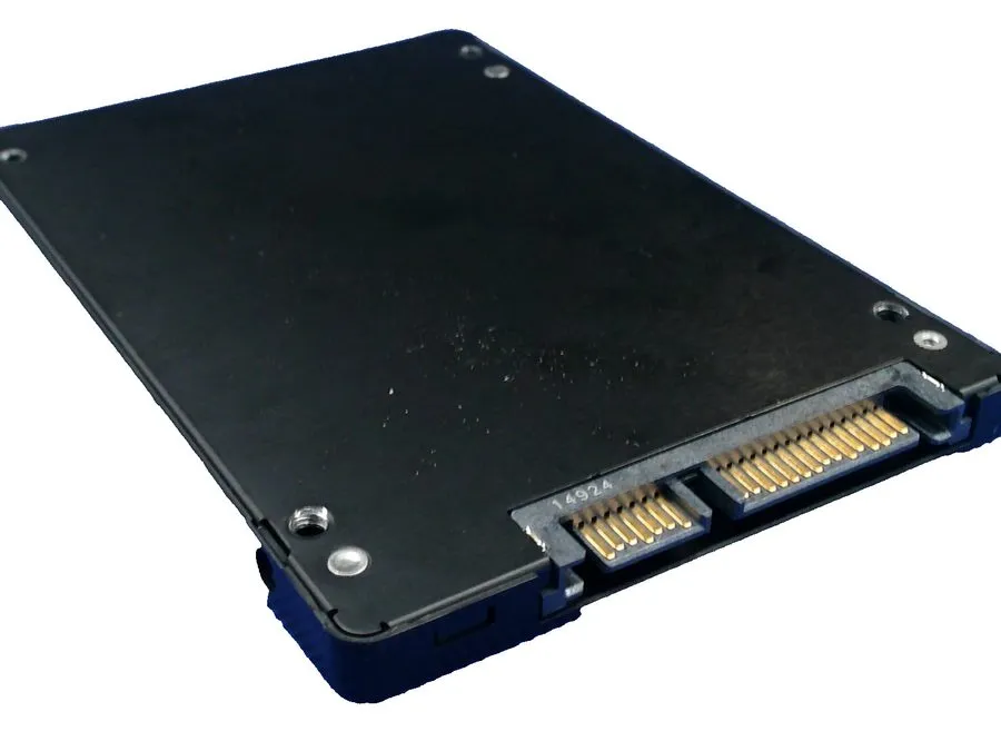 SSD-накопитель Micron M600 1TB SSD SATA 6Gb/s MTFDDAK1T0MBF 2.5" GRADE A, AND WI