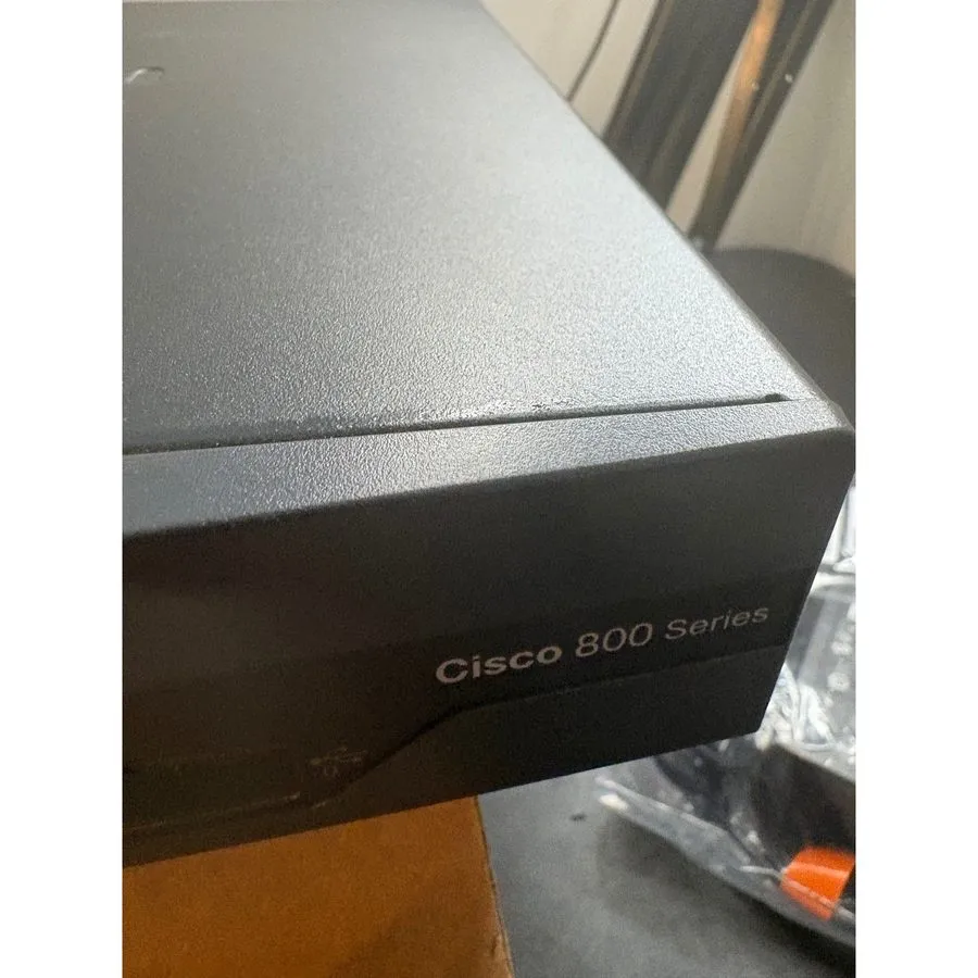 Маршрутизатор Cisco 800 Series 881-W Integrated Services Router with Power Adapt — фото лота 2
