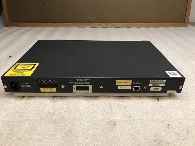 Блок питания Cisco WS-C3524-PWR-XL-EN 24-Port Stackable 10/100 Ethernet PoE Mana — фото лота 4