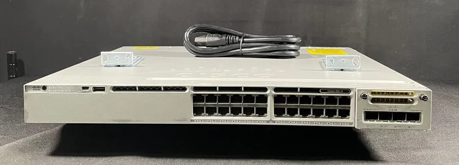 Коммутатор Cisco WS-C3850-24XU-L Catalyst 24 Port UPOE LAN BASE Switch w/ 1100W