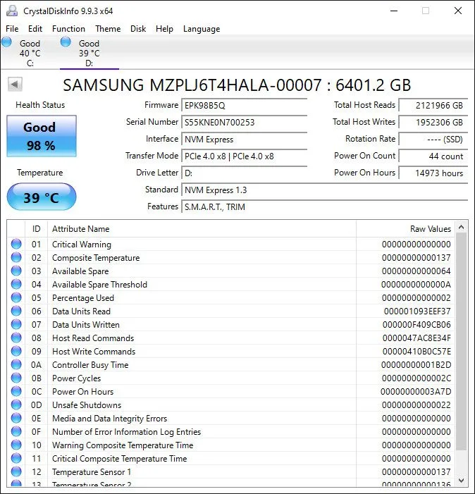 SSD-накопитель Dell Samsung PM1735 6.4TB SSD PCIE 4.0 NVME MZ-PLJ6T40 MZPLJ6T4HA