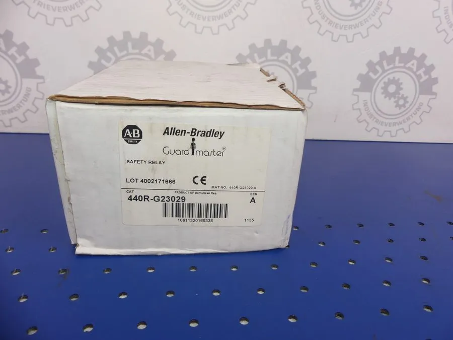 Реле безопасности Allen Bradley MSR10 RD (440R-G23029) Lightly