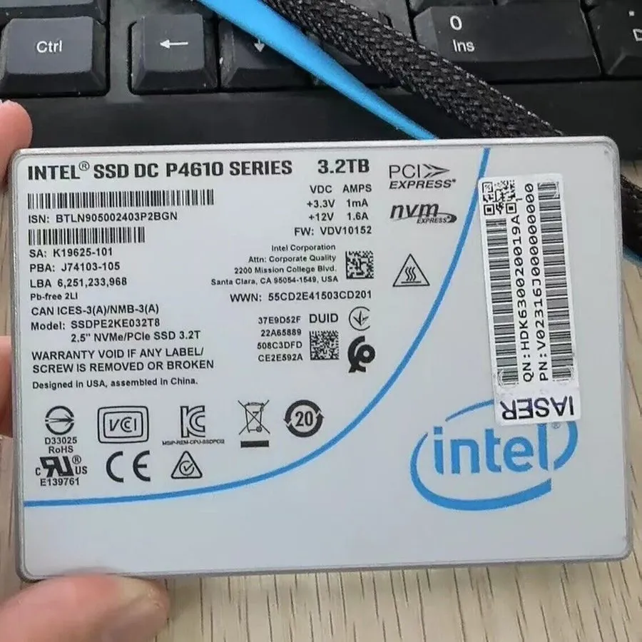 SSD-накопитель Intel P4610 3.2TB Enterprise U.2 SSD 2.5" Solid State Drive SSDPE
