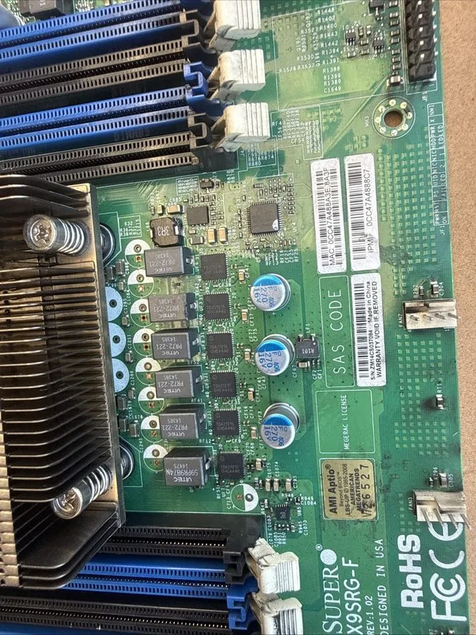 Материнская плата Supermicro X9SRG-F SINGLE SOCKET R LGA 2011 Motherboard w/ Int — фото лота 1