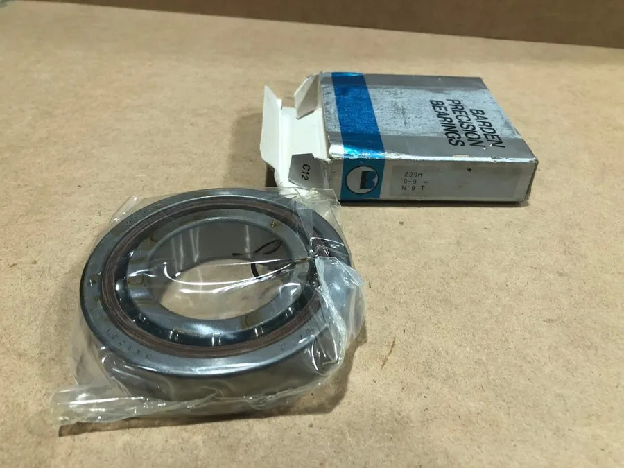 Подшипник SKF 7201 CD/P4A ultra precision angular contact bearing