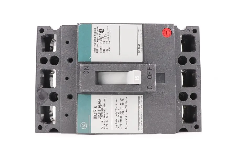Автоматический выключатель GE TED134015 15A 3-Pole 480V AC E-Frame Circuit Break — фото лота 2
