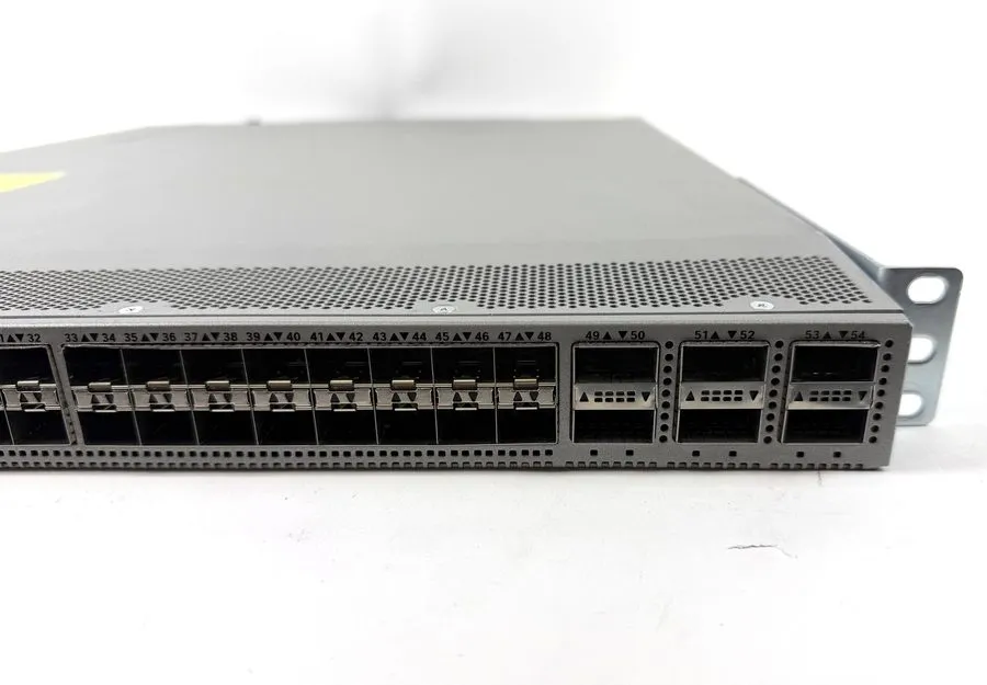 Коммутатор Cisco Nexus N9K-C93180YC-EX 48-Port 10/25GbE SFP28 Network Switch — фото лота 2