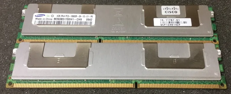 Модуль памяти Samsung 4GB 2Rx4 PC3-10600R DDR3-1333 ECC Reg Server RAM M393B5170