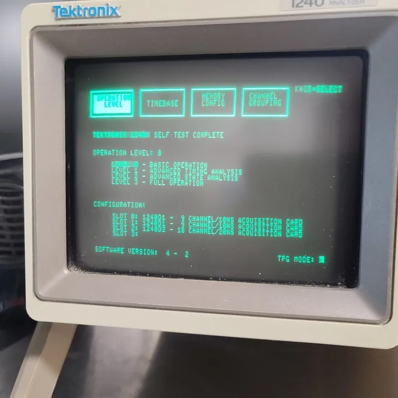 Логический анализатор Tektronix 1240 Logic Analyzer