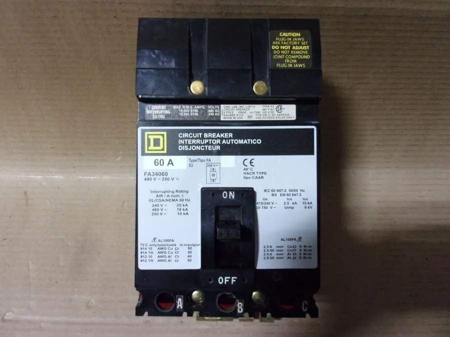 Автоматический выключатель Square D 60 Amp I-Line Circuit Breaker 3-Pole 480V AC