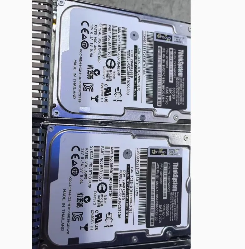 Сервер Lenovo 7XB7A00039 00YK028 600GB 15K 3.5"SAS 12G Server HDD Hard Drive — фото лота 2