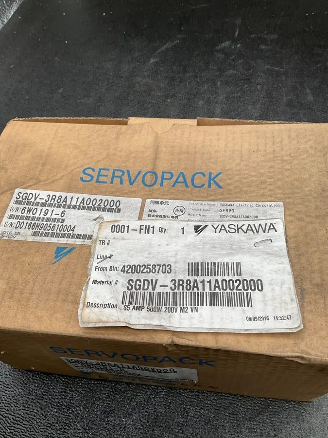 Электродвигатель Yaskawa SGDV-3R8A11A002000 Servopack Servo Drive