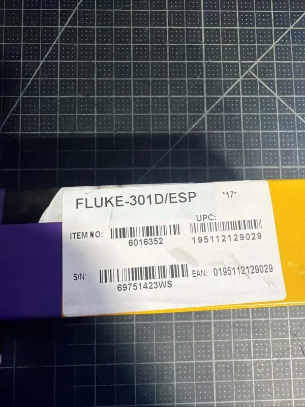 Тестер Fluke 301D DC Digital Clamp Meter Voltage Tester Multitester — фото лота 1