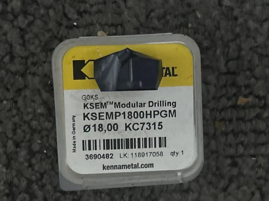 Режущий инструмент Kennametal KSEMP1800HPGM KC7315 18mm Carbide Drilling Insert — фото лота 1